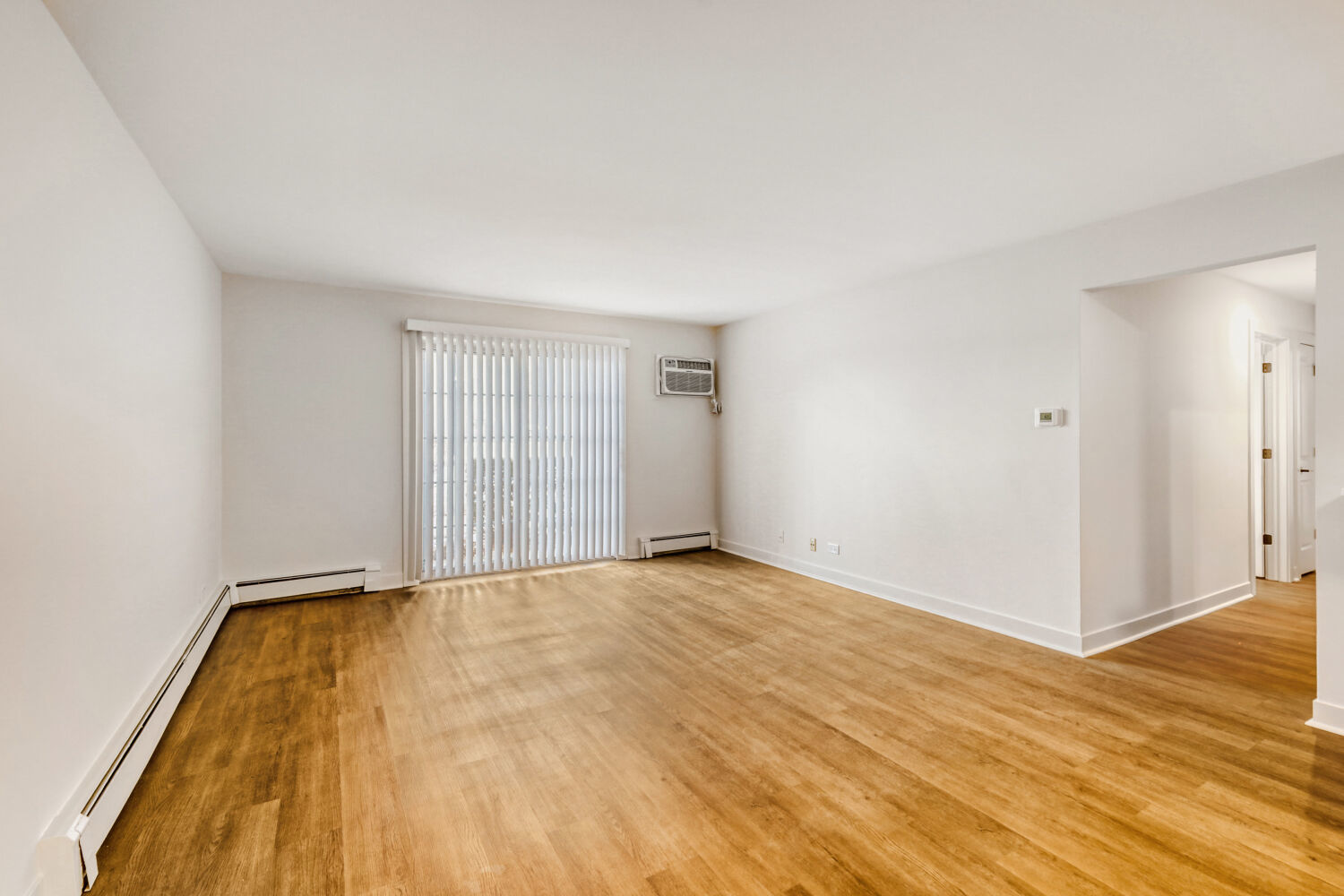 785 Pershing Avenue #1-B, Glen Ellyn, IL