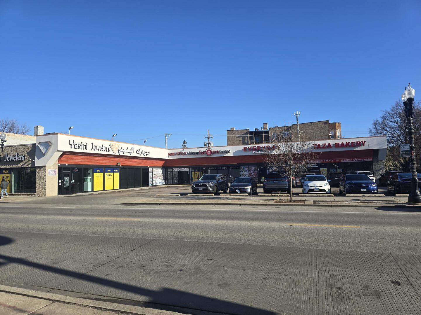 3102 W Devon Avenue, Chicago, IL