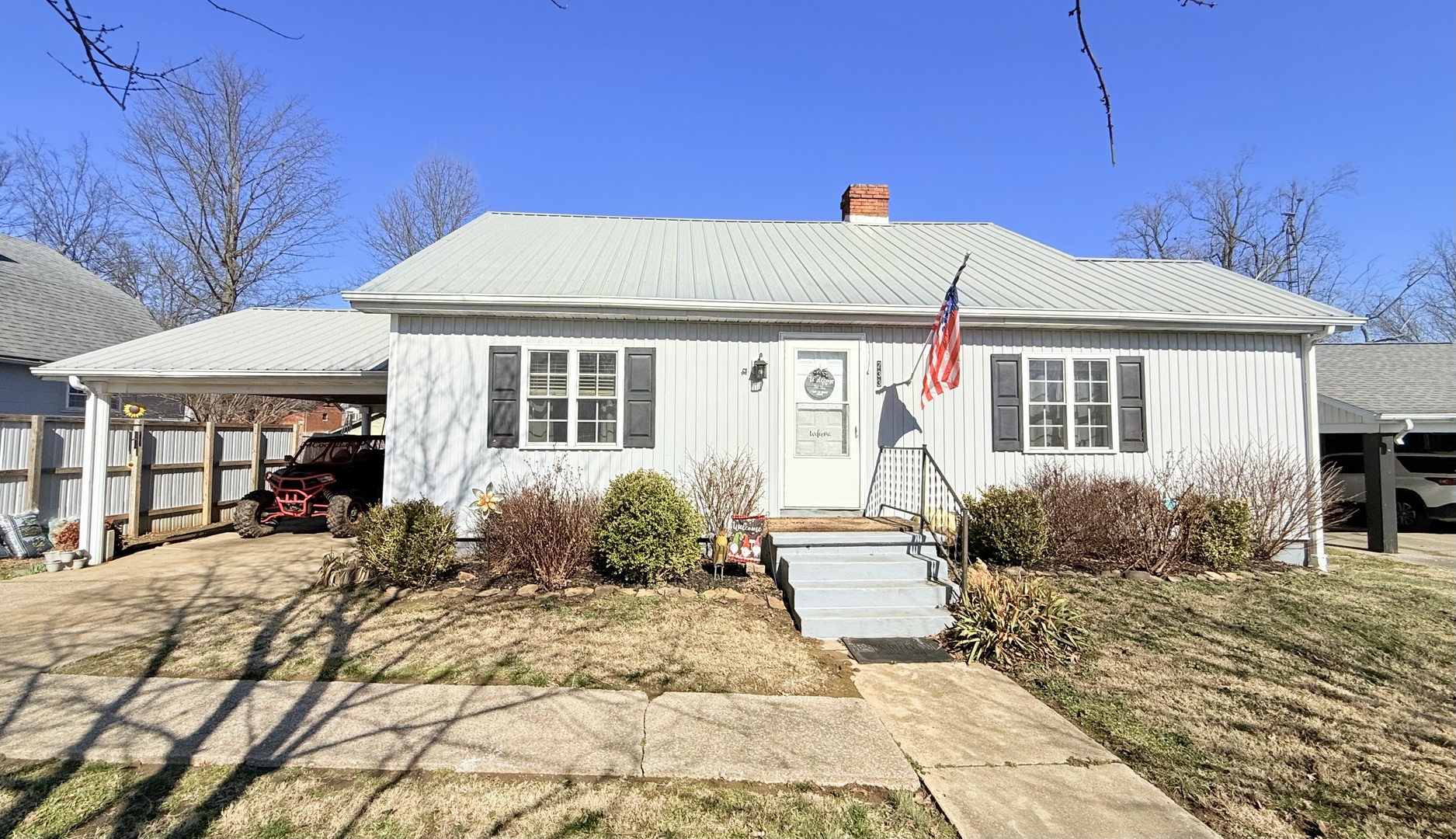233 W Mcclernand Avenue, Shawneetown, IL