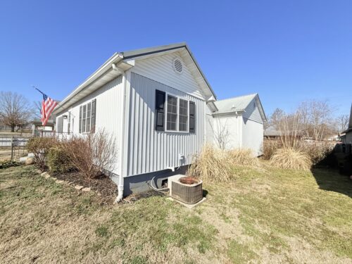 233 W Mcclernand Avenue, Shawneetown, IL