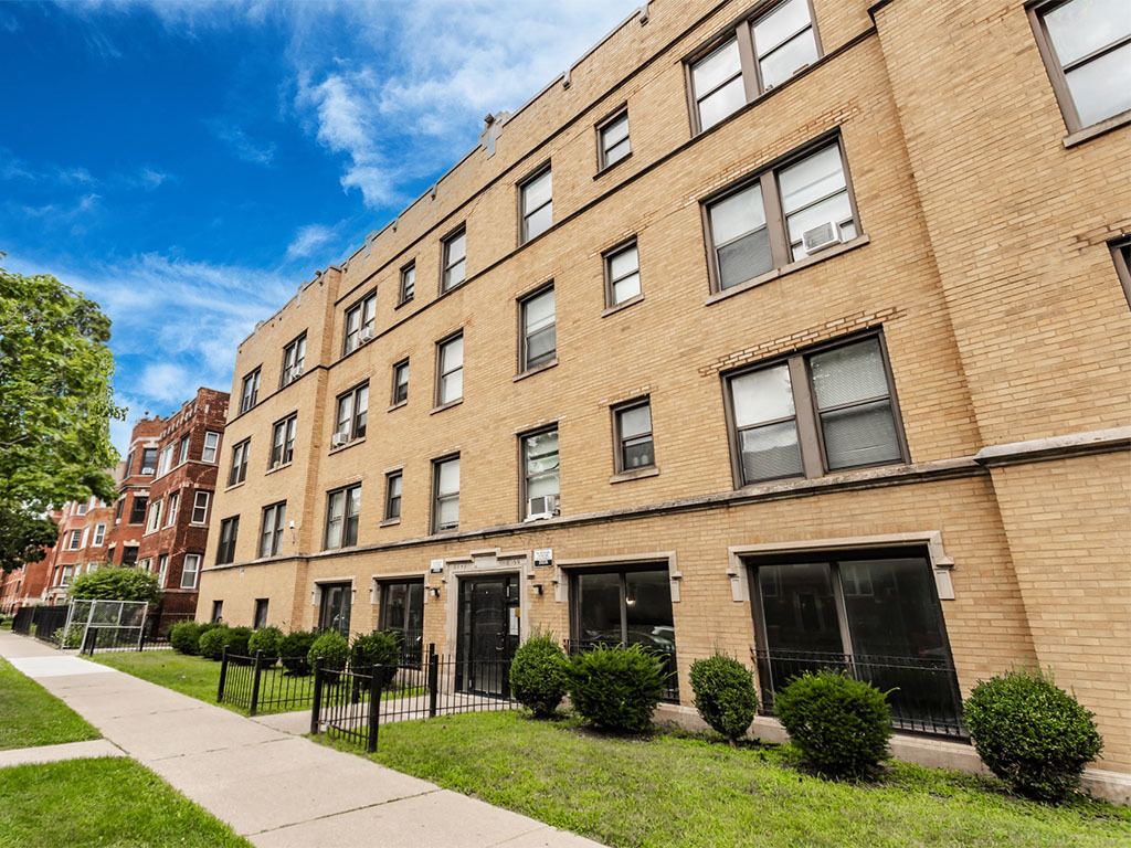 6959 S Paxton Avenue #1A, Chicago, IL