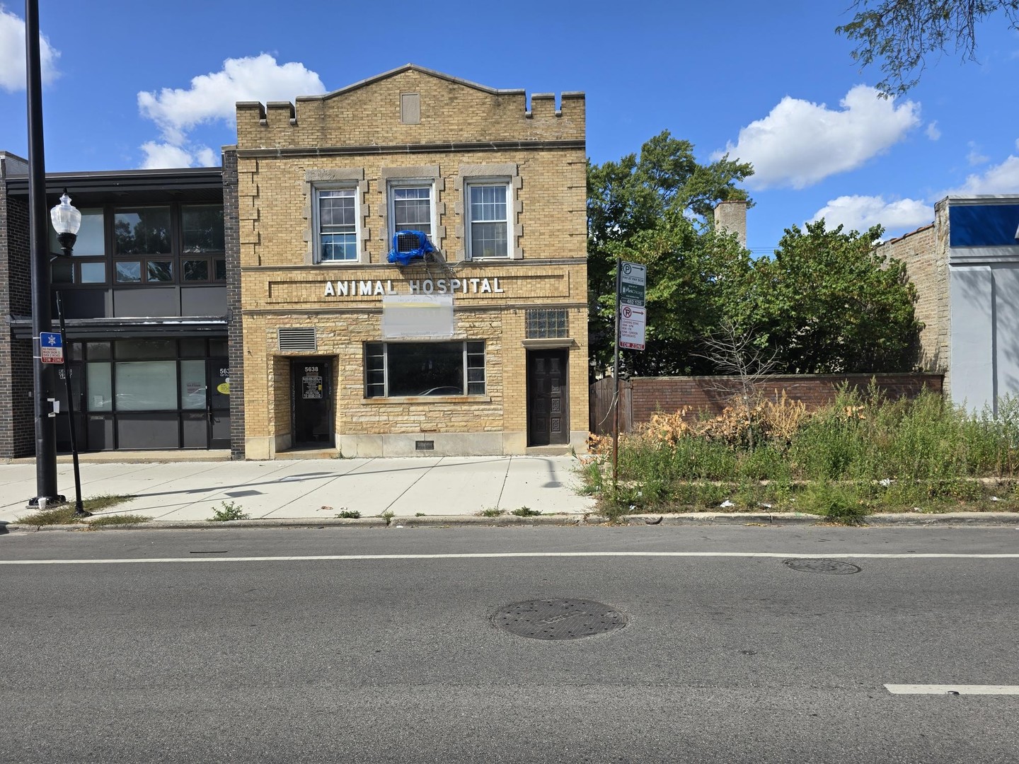 5638 N Western Avenue, Chicago, IL