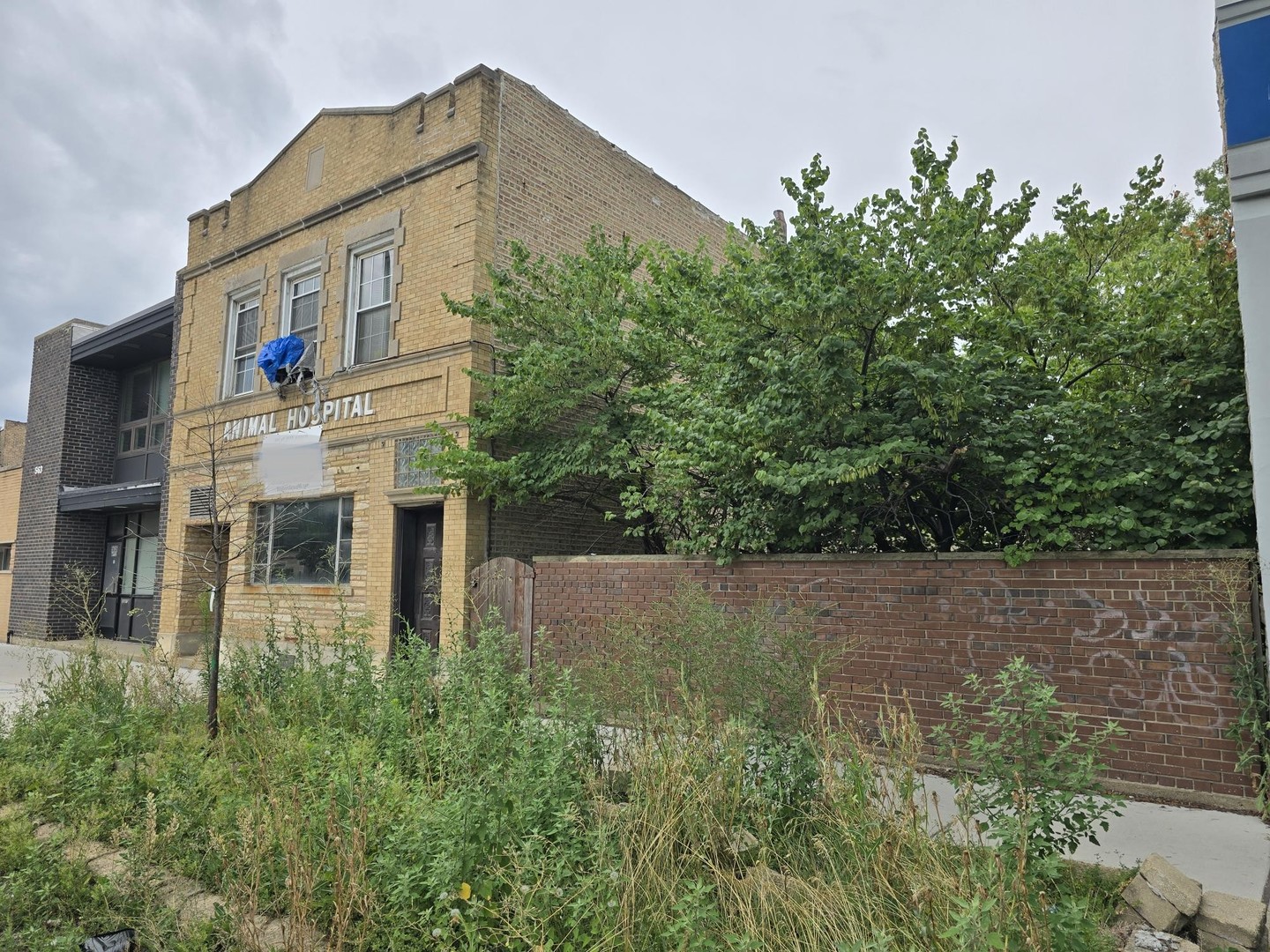 5638 N Western Avenue, Chicago, IL