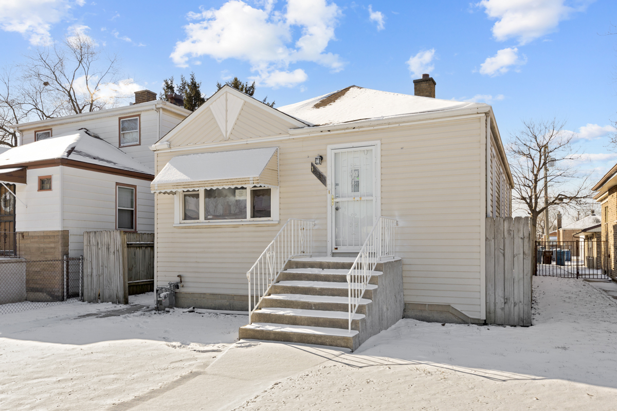 12338 S Elizabeth Street, Calumet Park, IL