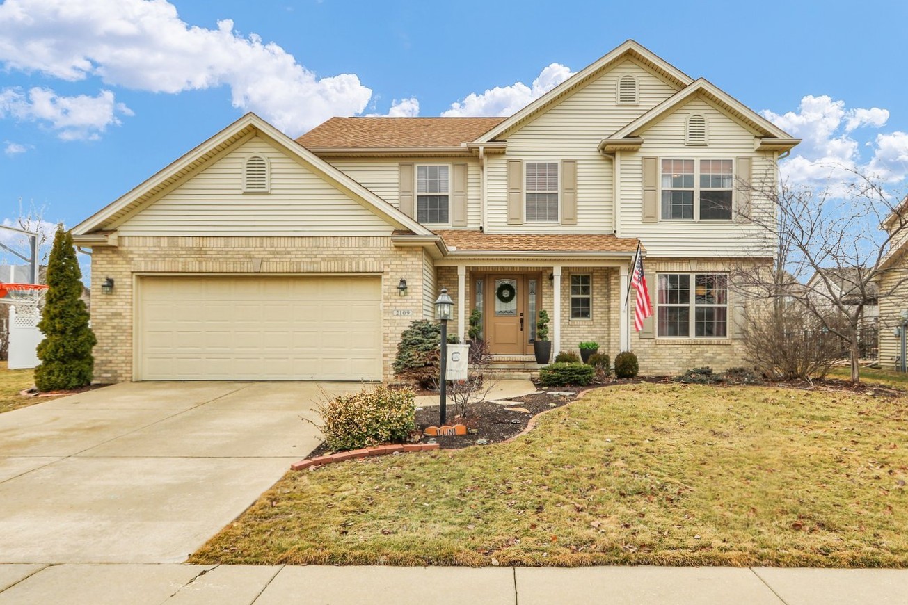 2109 Emerald Drive, Champaign, IL