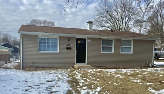 636 Jefferson Avenue, Carpentersville, IL