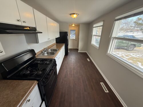 636 Jefferson Avenue, Carpentersville, IL