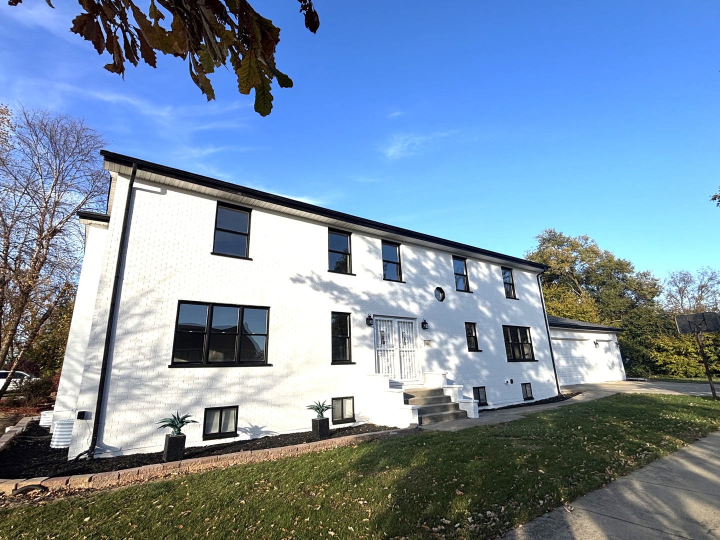 1101 N Princeton Avenue, Villa Park, IL