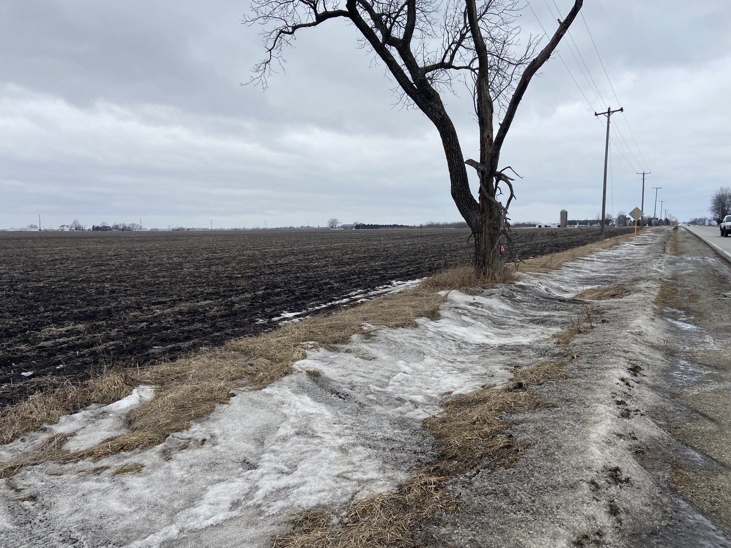 28200 S Lagrange Highway, Peotone, IL