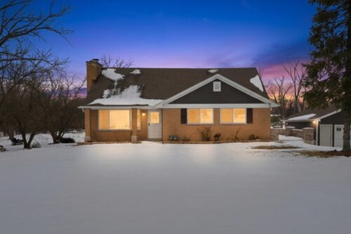 21122 S Hillside Road, Frankfort, IL