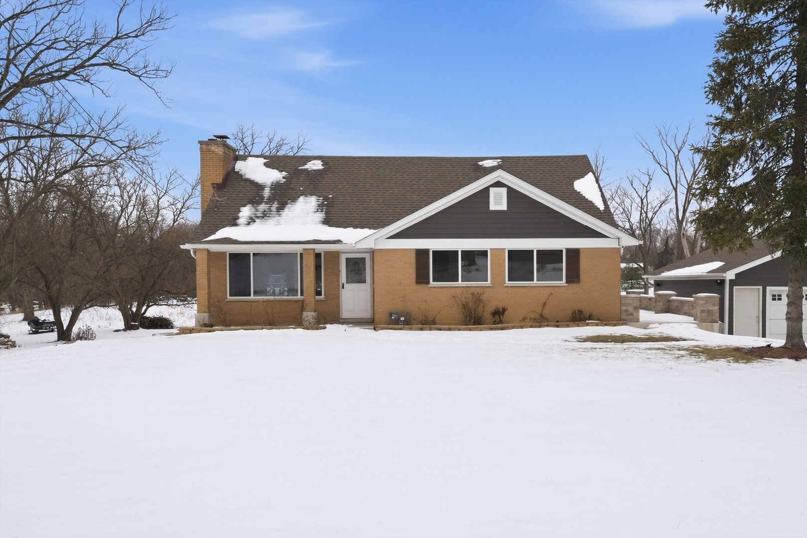 21122 S Hillside Road, Frankfort, IL