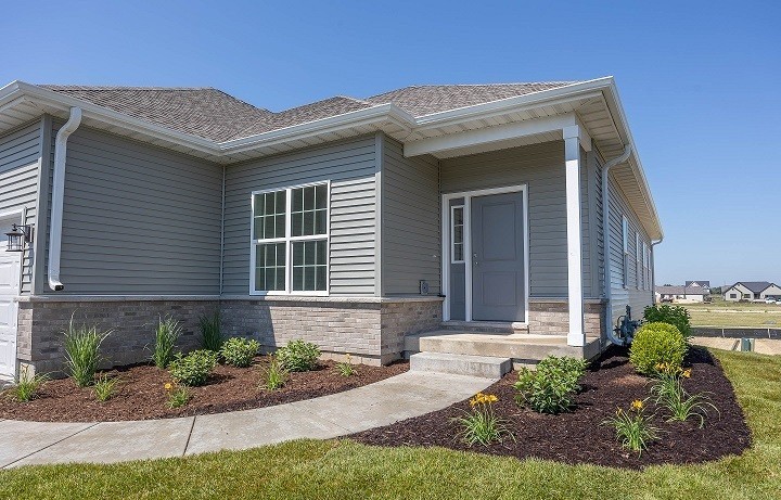 2246 Maggie Lane, Sycamore, IL