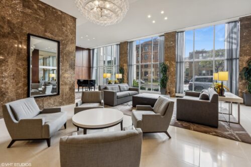 655 W IRVING PARK Road #5413, Chicago, IL