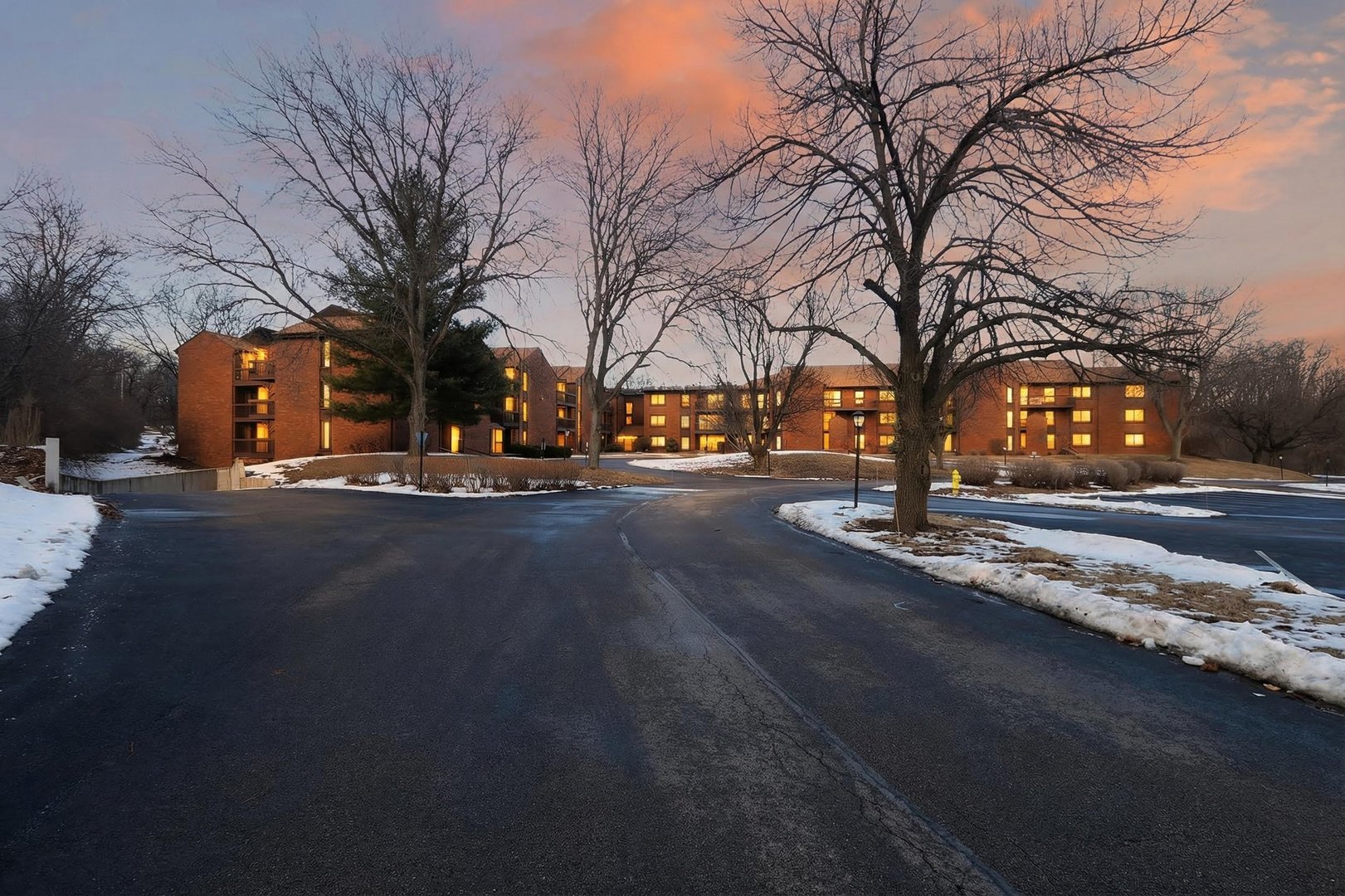 2929 Sunnyside Drive #303, Rockford, IL