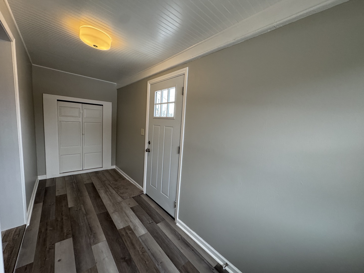 109 S Washington Street, Genoa, IL