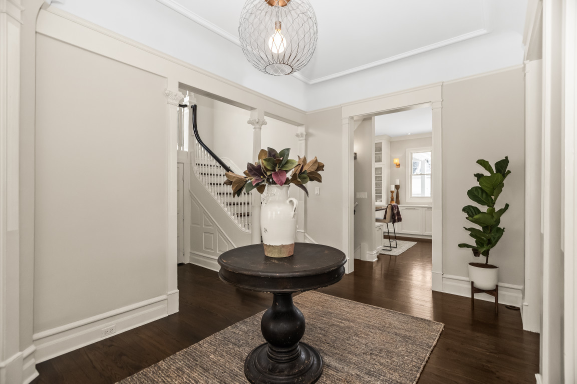 1735 Asbury Avenue, Evanston, IL