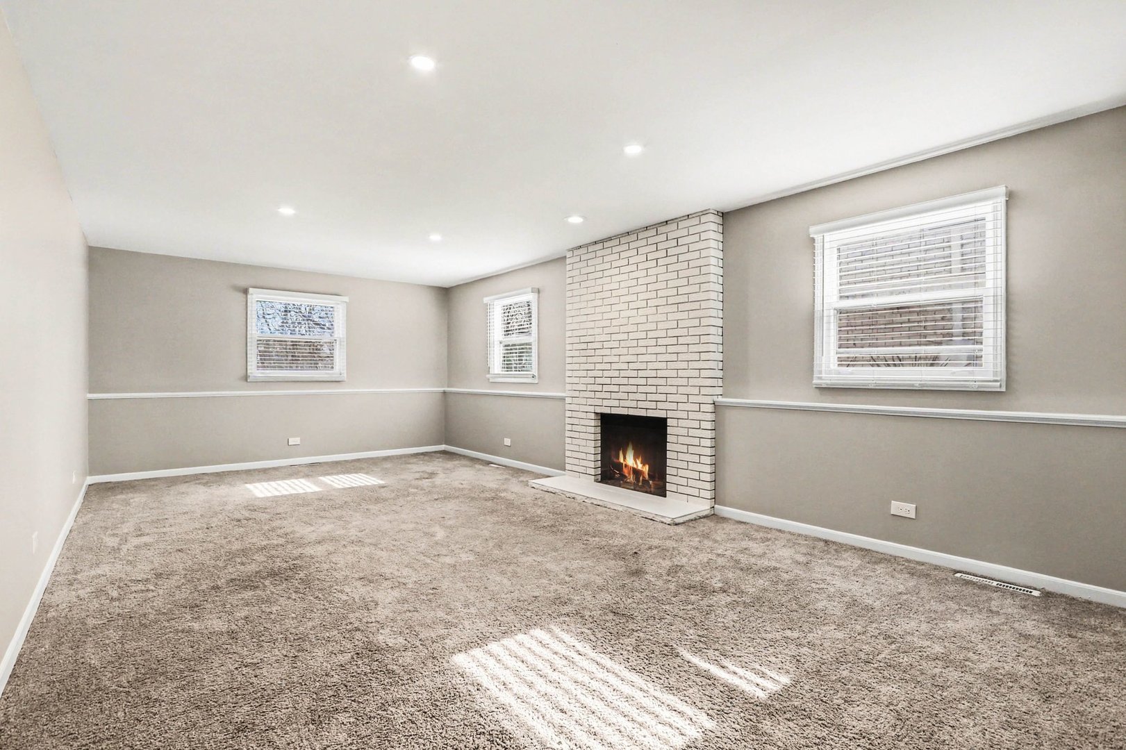 18103 Cherrywood Lane, Homewood, IL