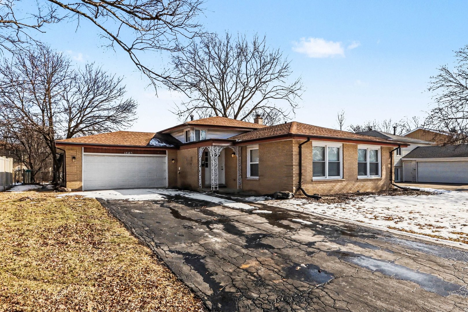 18103 Cherrywood Lane, Homewood, IL