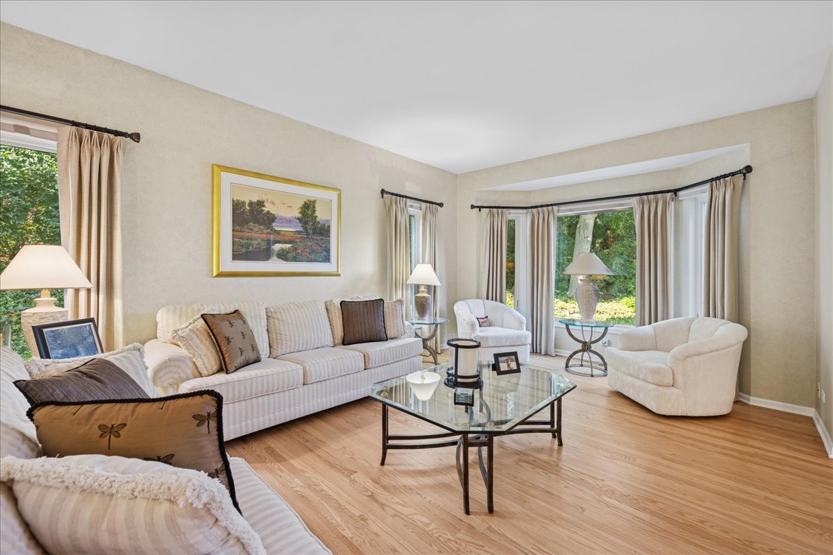 1312 Galloway Drive, Woodstock, IL