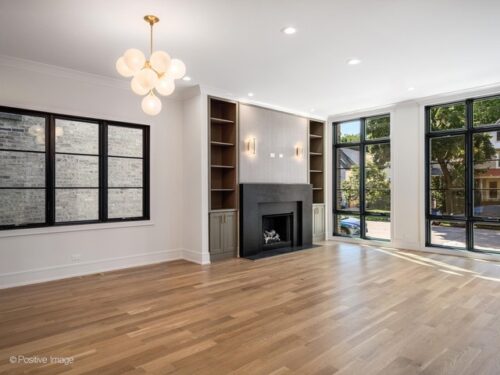 2214 W Oakdale Avenue, Chicago, IL