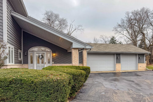 16373 W Menna Lane, Lincolnshire, IL