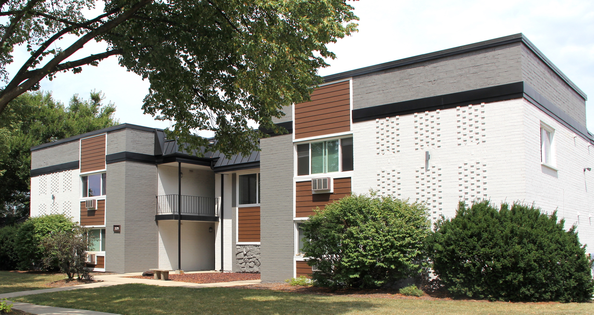 329 W Kimbell Avenue #09, Elmhurst, IL