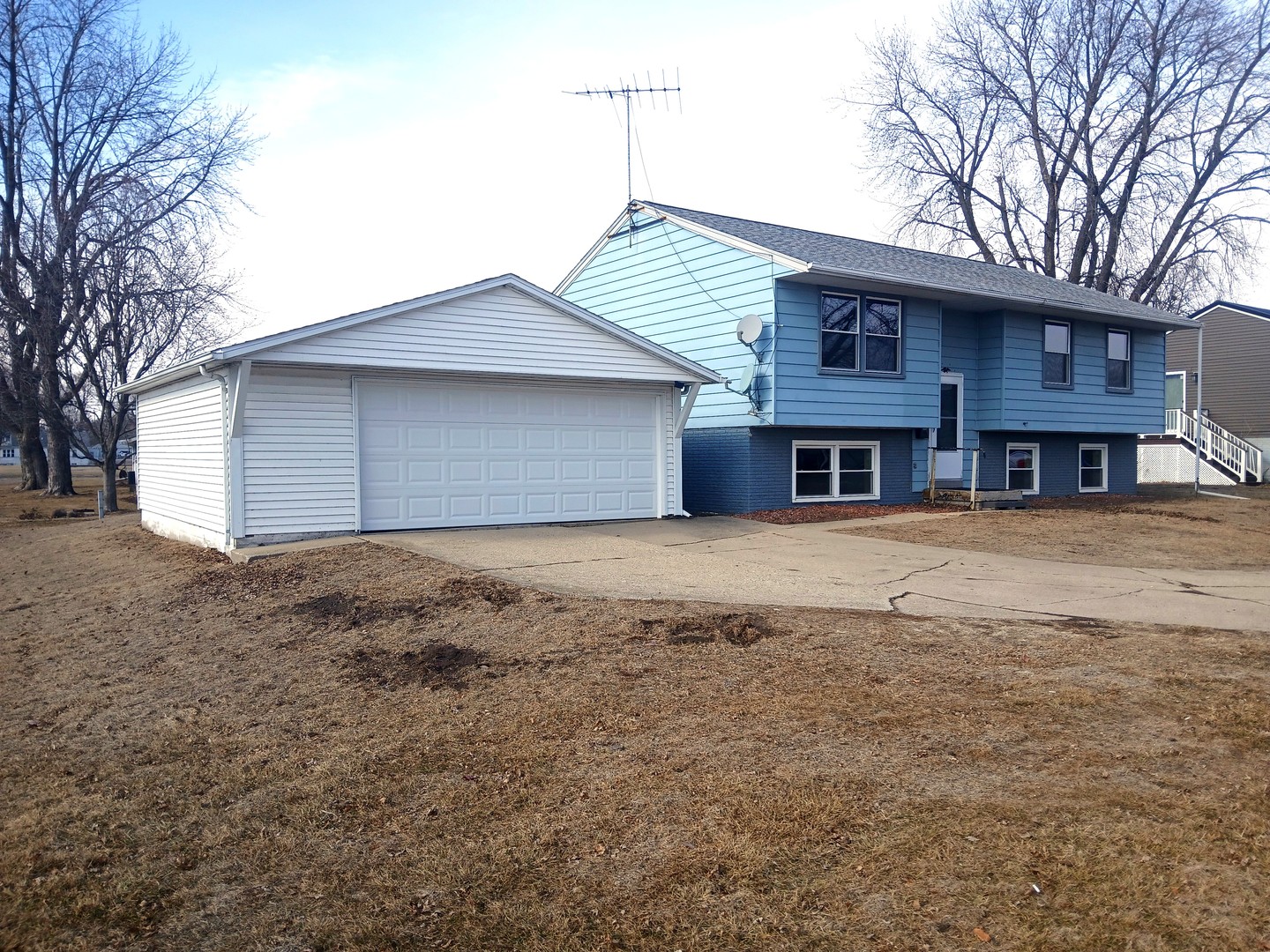 1114 Suncrest Drive, Fulton, IL