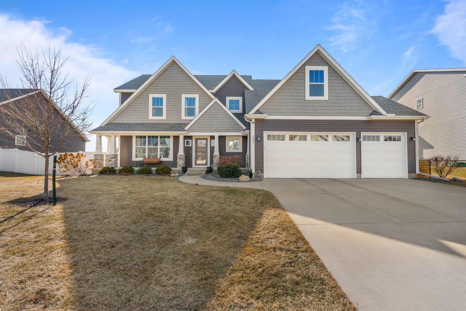 4697 Mason Run, Bettendorf, IA