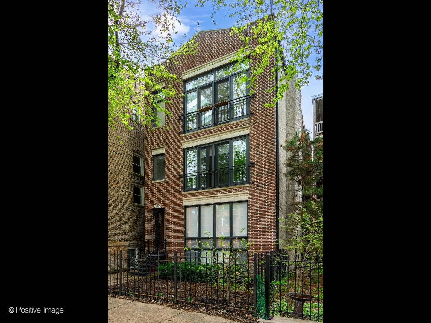 2455 W Walton Street #3, Chicago, IL