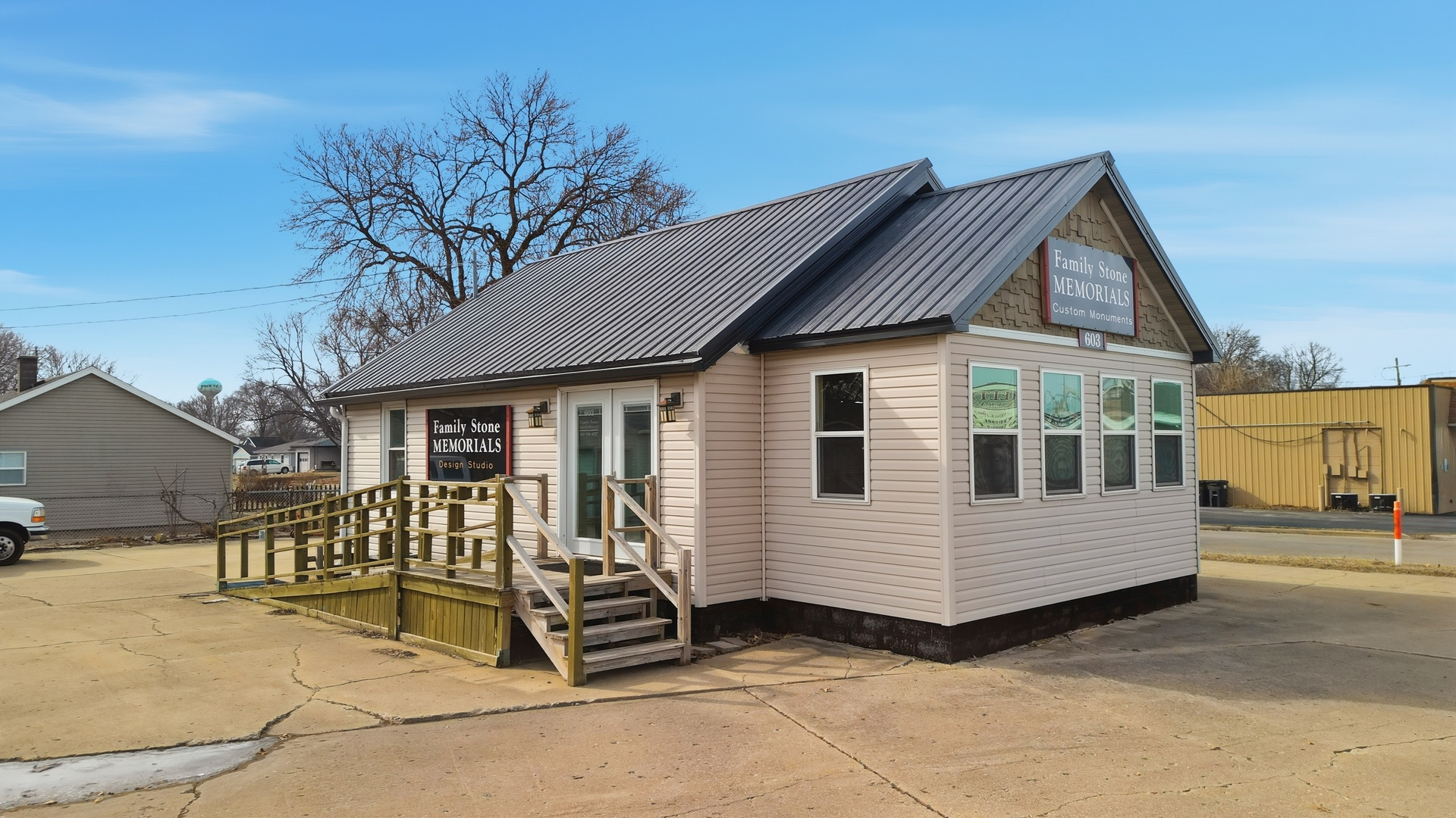 603 W Rock Falls Road, Rock Falls, IL