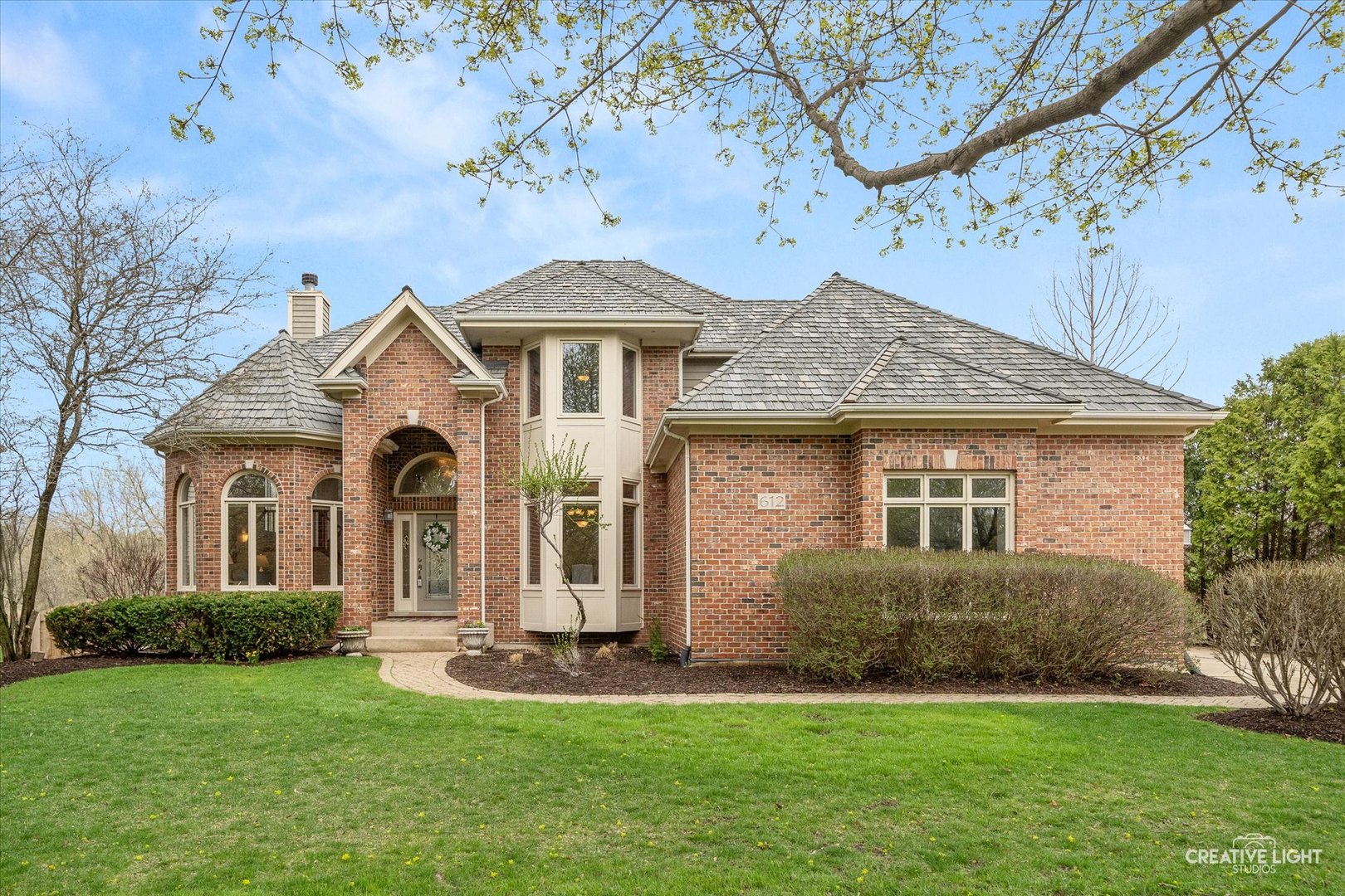 612 Waters Edge Drive, South Elgin, IL