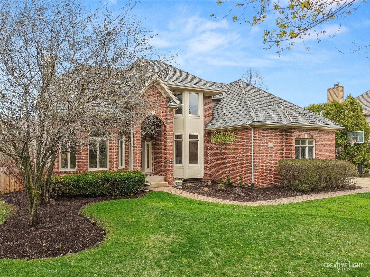 612 Waters Edge Drive, South Elgin, IL