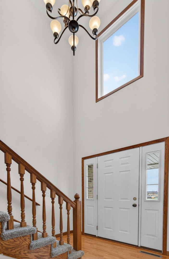 1940 Taller Road, Morris, IL