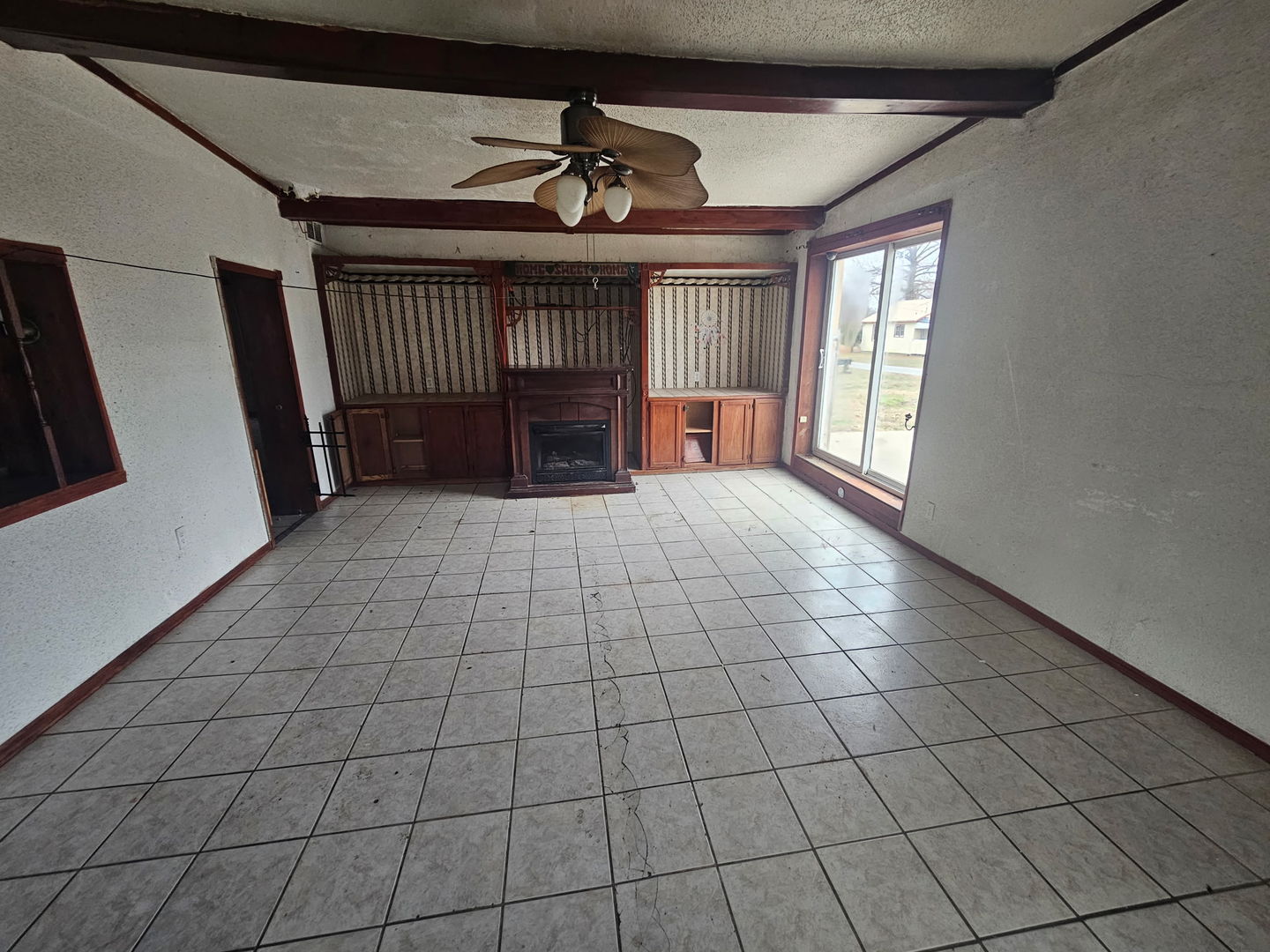 807 Broadway Street, Willisville, IL