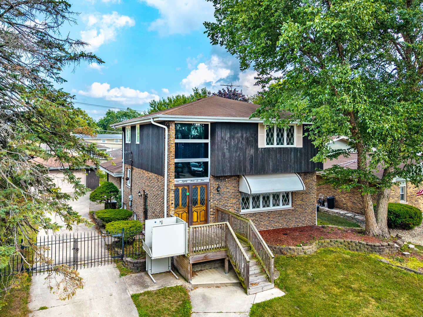 18309 Bock Road, Lansing, IL