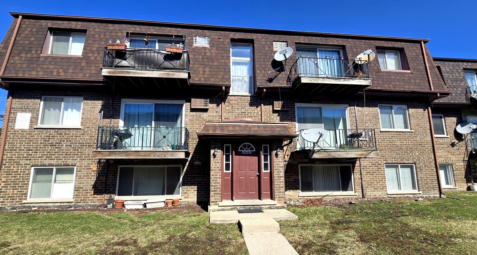 10467 DEARLOVE Road #6, Glenview, IL