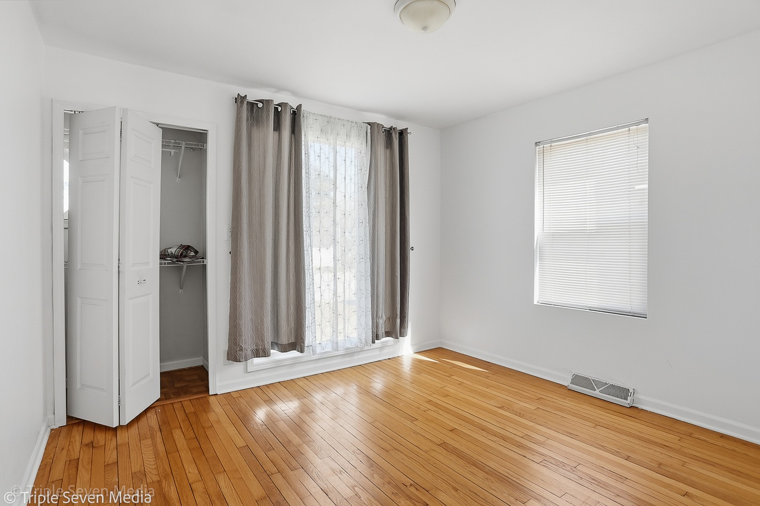 2357 Caton Farm Road, Crest Hill, IL