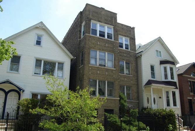 2439 N Francisco Avenue #3, Chicago, IL