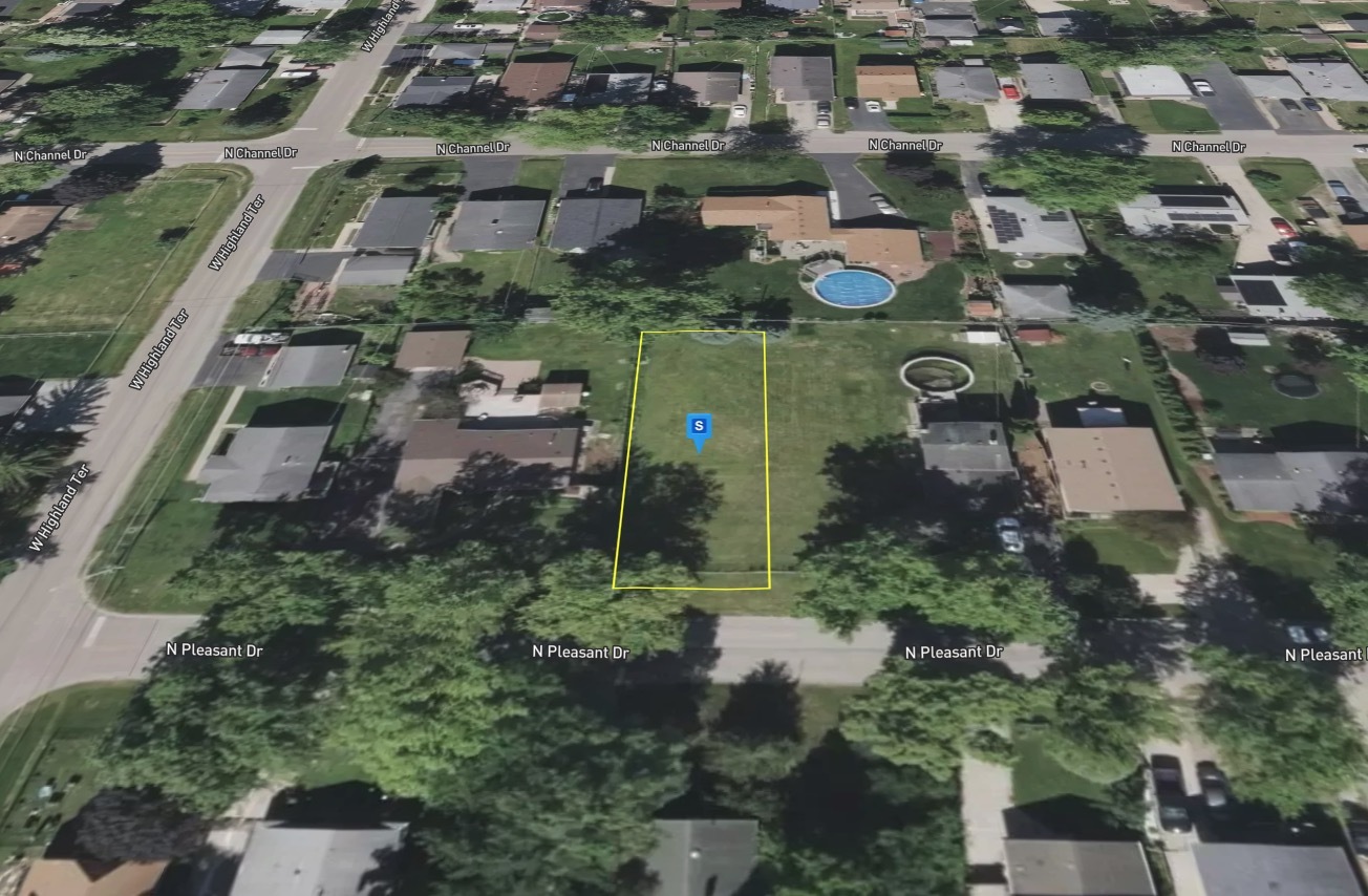 1414 N Pleasant Drive, Round Lake Beach, IL