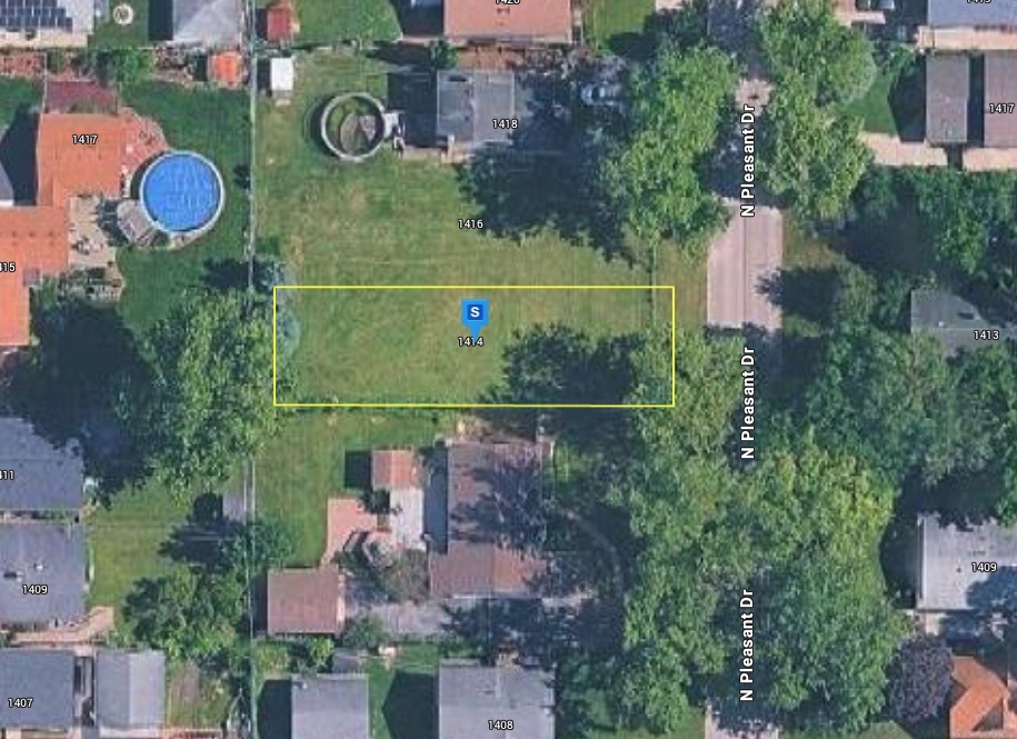 1414 N Pleasant Drive, Round Lake Beach, IL