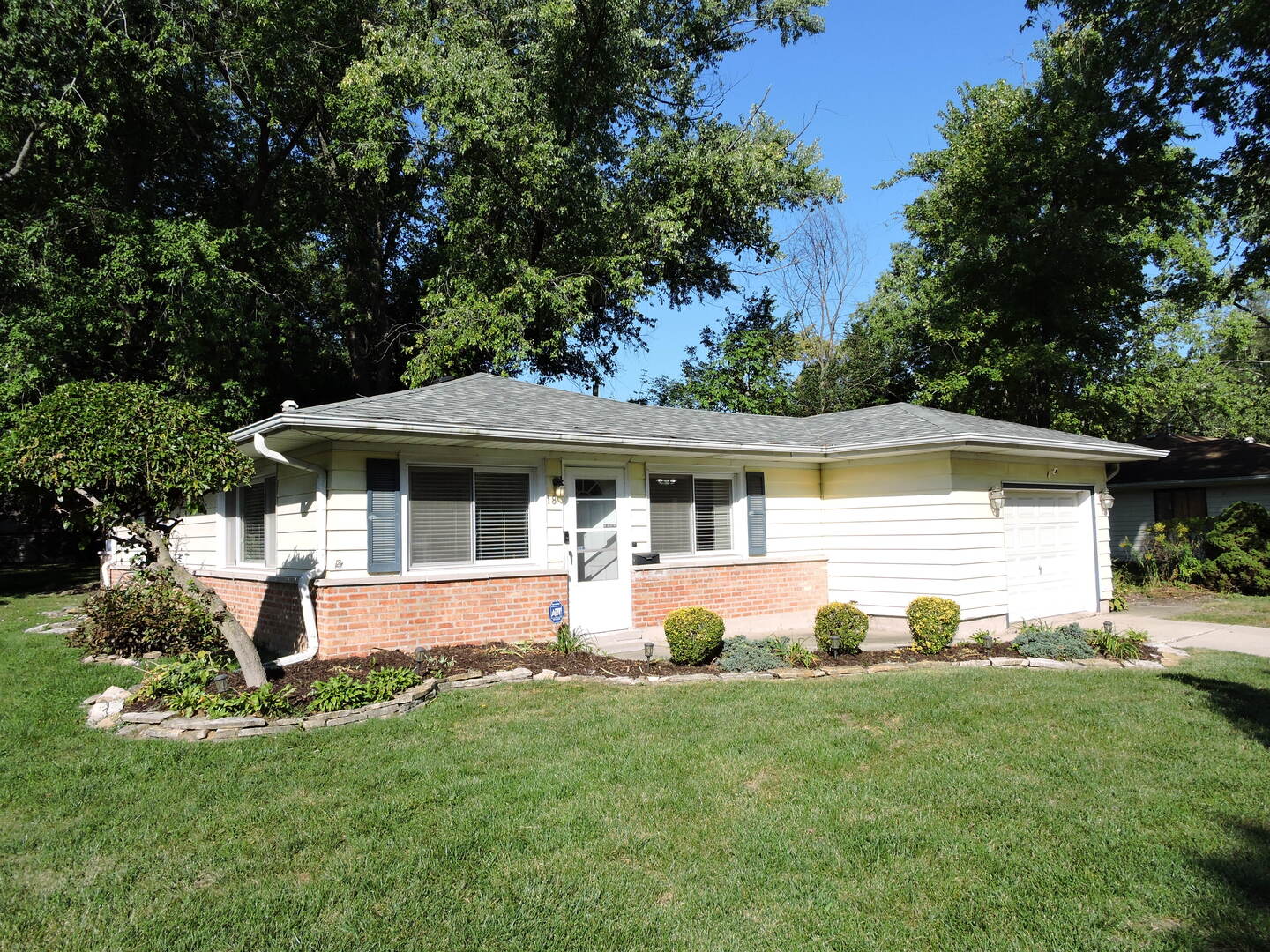 18 E Rocket Circle, Park Forest, IL