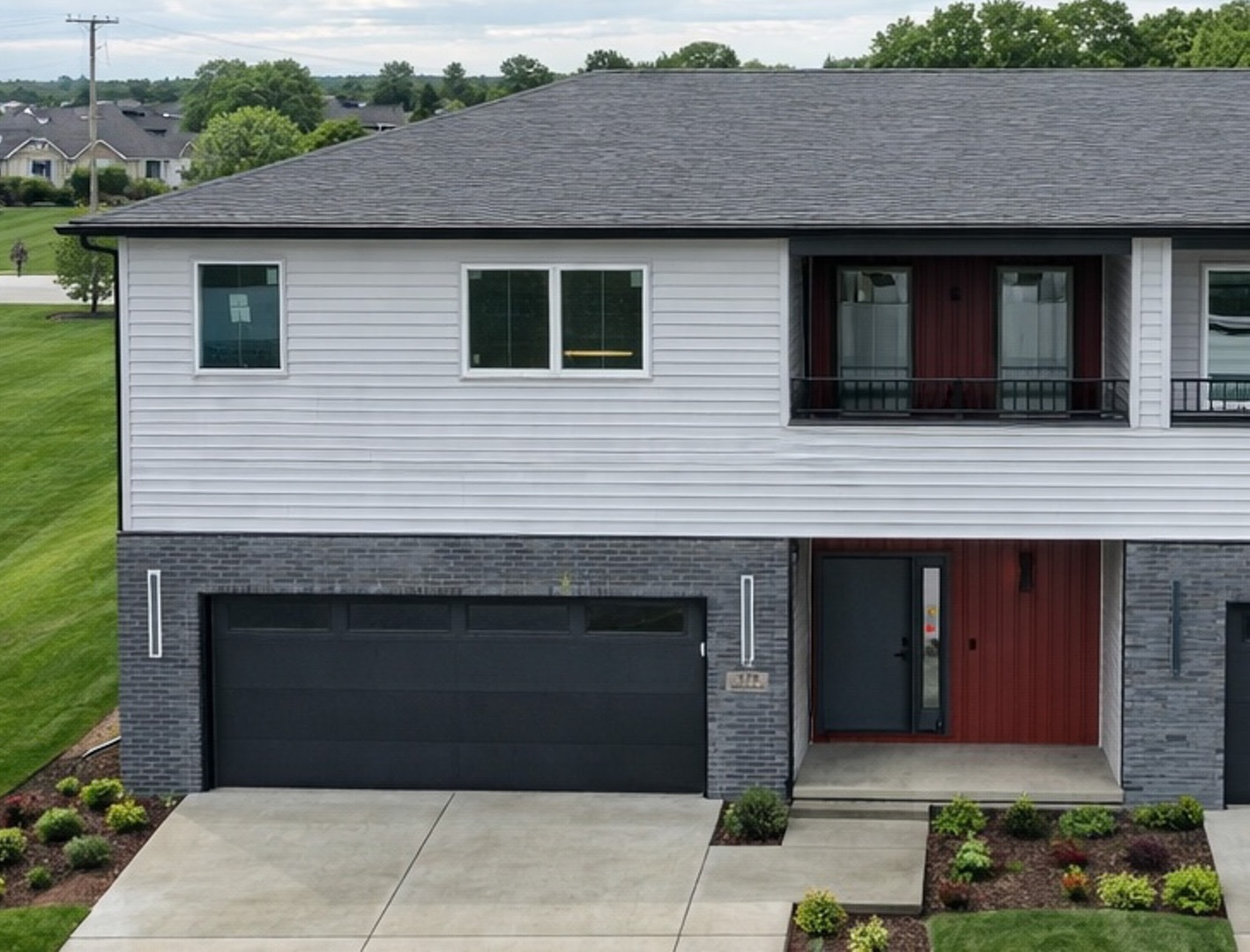 379 LARKSPUR Lane, Normal, IL