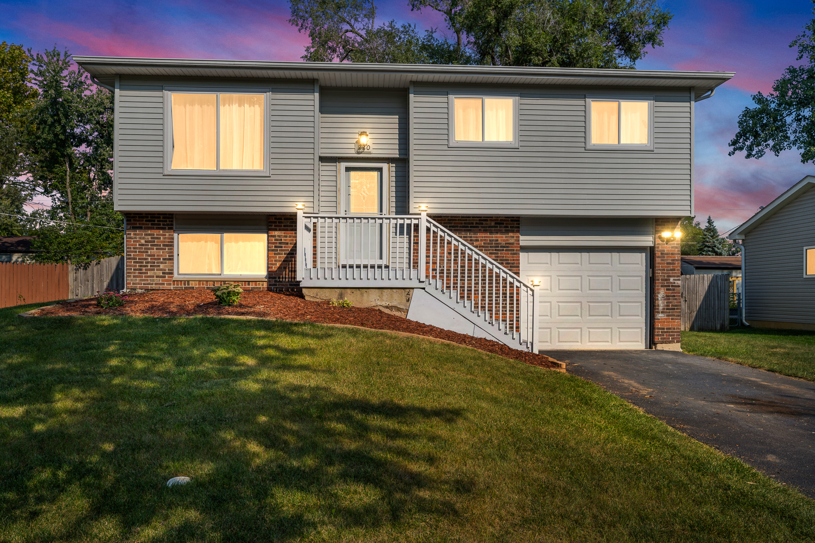 220 N Ashbury Avenue, Bolingbrook, IL