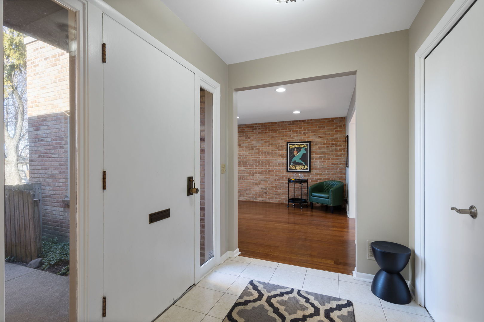 1817 Somerset Lane, Northbrook, IL