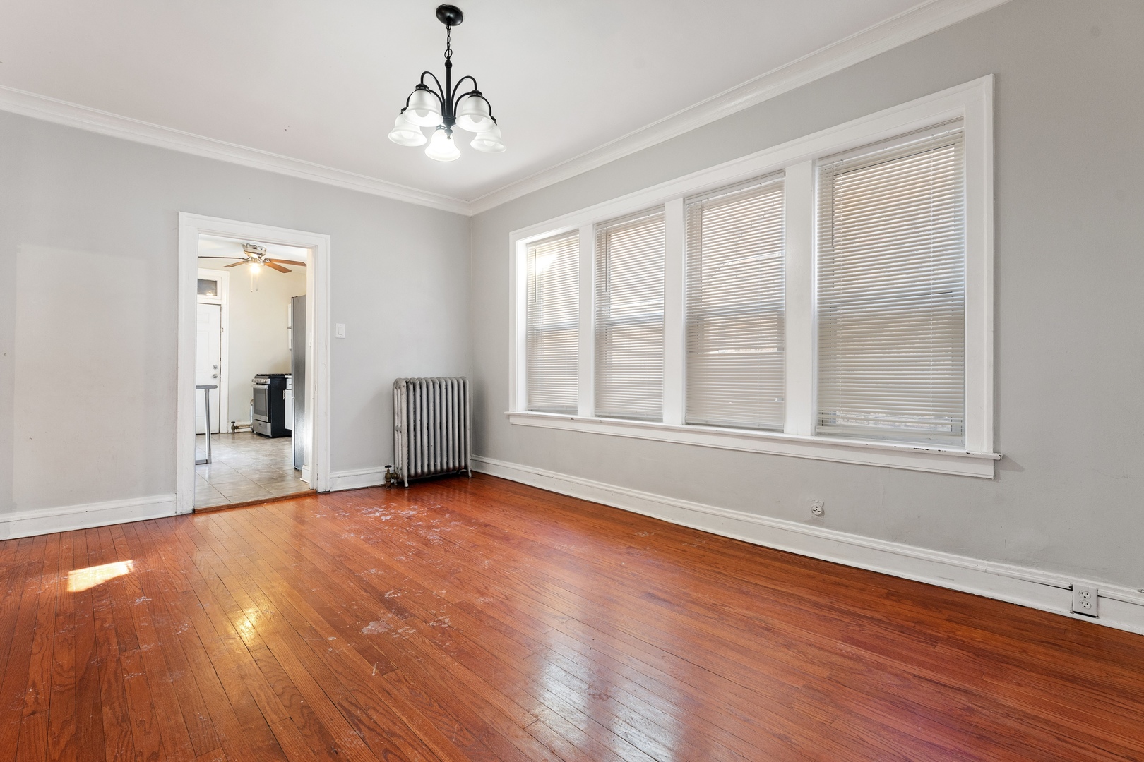 7819 S Cornell Avenue #2, Chicago, IL