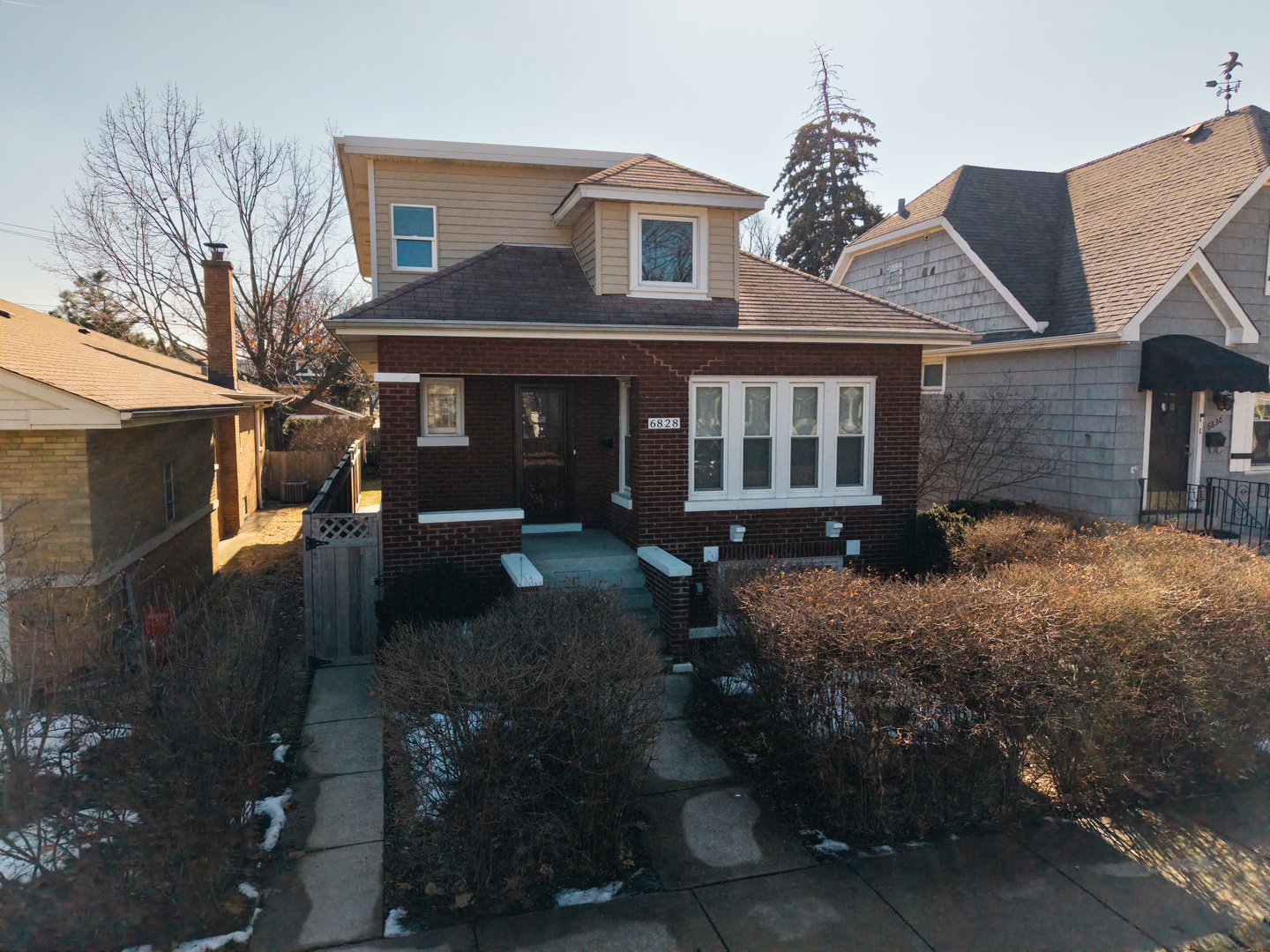 6828 30th Place, Berwyn, IL