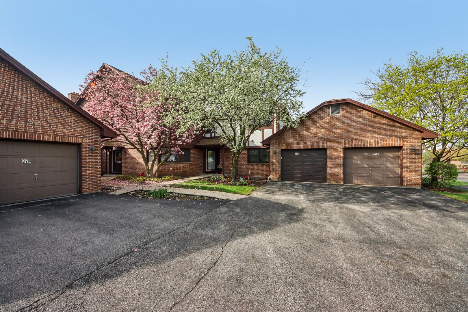37 Terrace Lane #F, Lake Zurich, IL
