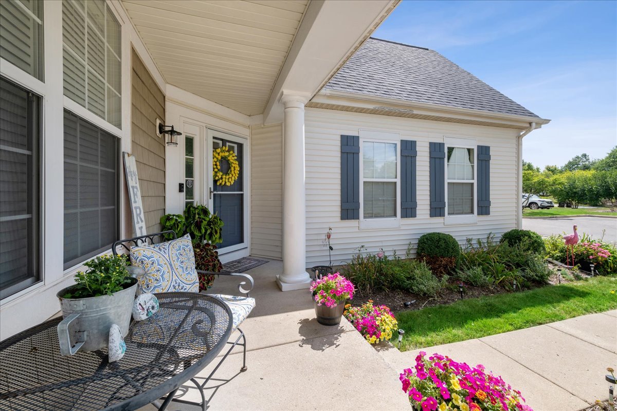 1124 Amelia Court, Indian Creek, IL