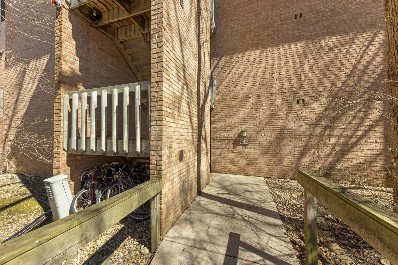 6010 Forest View Road #3A, Lisle, IL