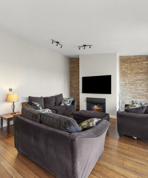 6010 Forest View Road #3A, Lisle, IL